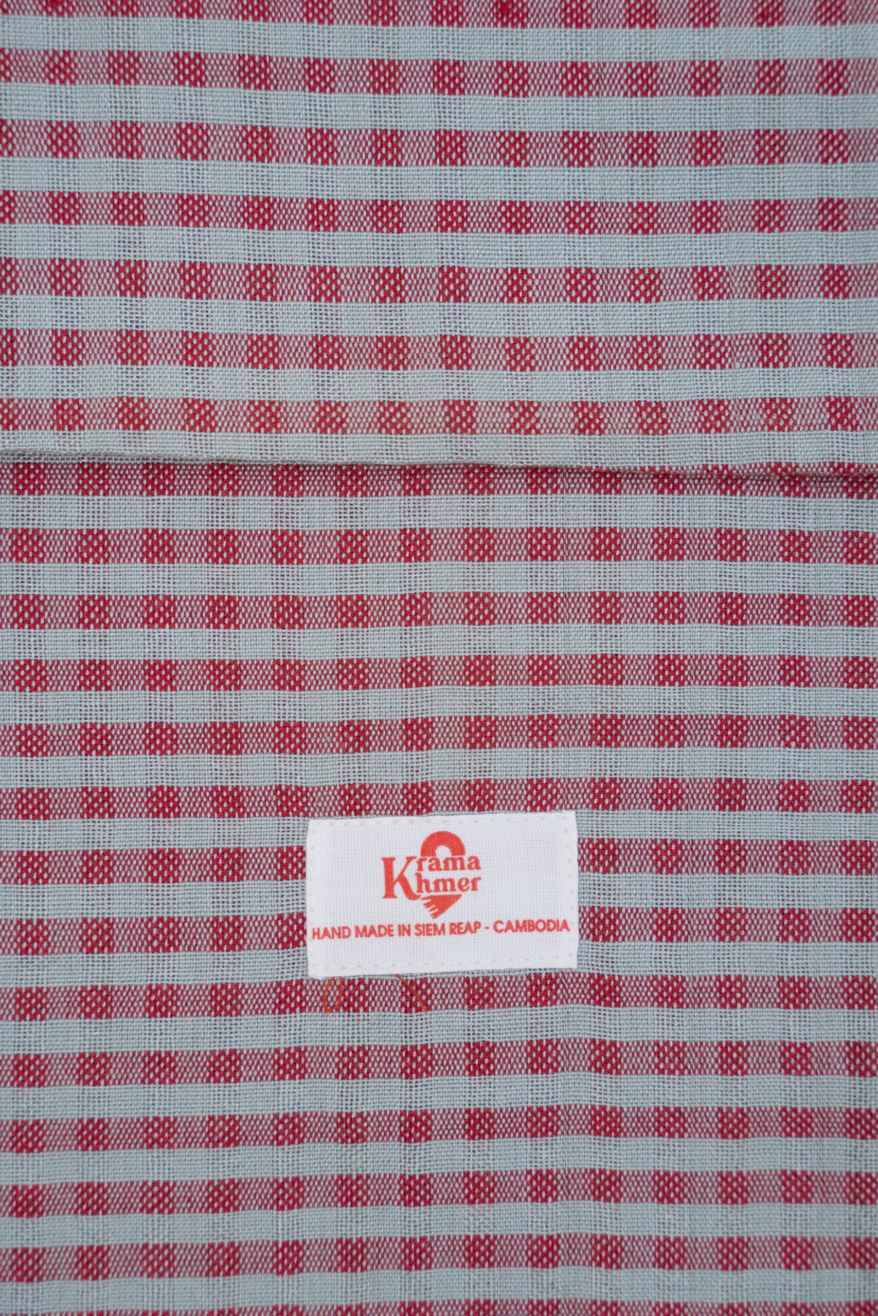 Schal Halstuch Baumwolle Krama aus Kambodscha Sraa rot und grau – Bild 2