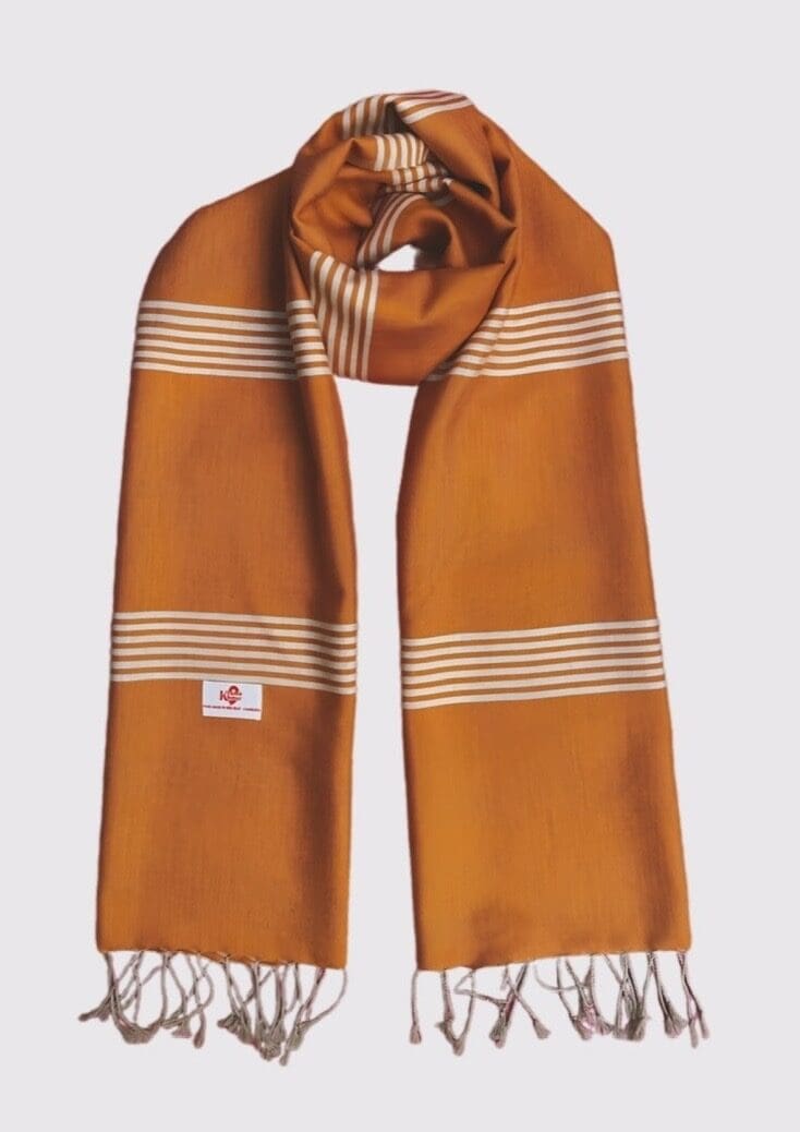Echarpe foulard coton Krama du Cambodge Tukrauch orange et blanc